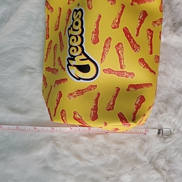 🔥 Flaming Hot Cheetos Make up Bag - Picture 4 of 5